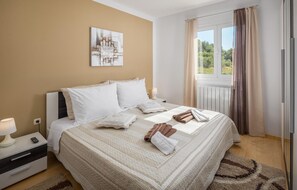 3 Schlafzimmer, Zimmersafe, Reisekinderbett, kostenloses WLAN