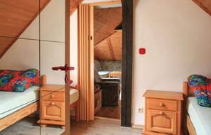 2 bedrooms, travel cot, free WiFi