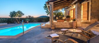 Increíble casa en Jadrija con sauna