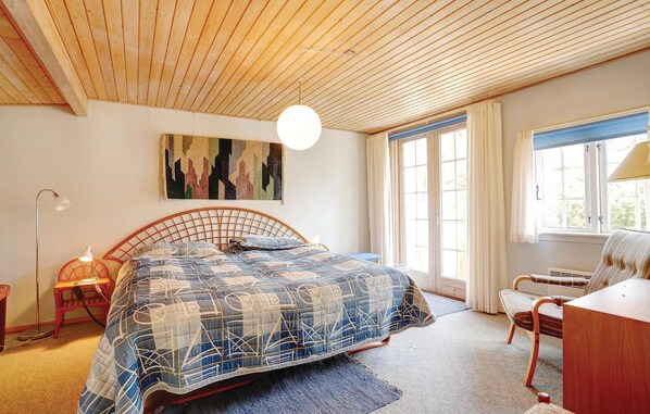 3 bedrooms - 3 bedroom beautiful home in Nexø (Nexø)