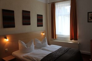 1 bedroom, in-room safe, WiFi - Standard double room - Pension am Dom Erfurt (Erfurt)