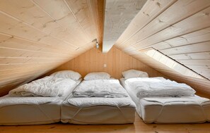 4 Schlafzimmer, Reisekinderbett, Internetzugang