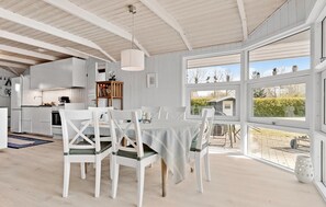 Dining - Amazing home in Otterup with WiFi (Otterup)