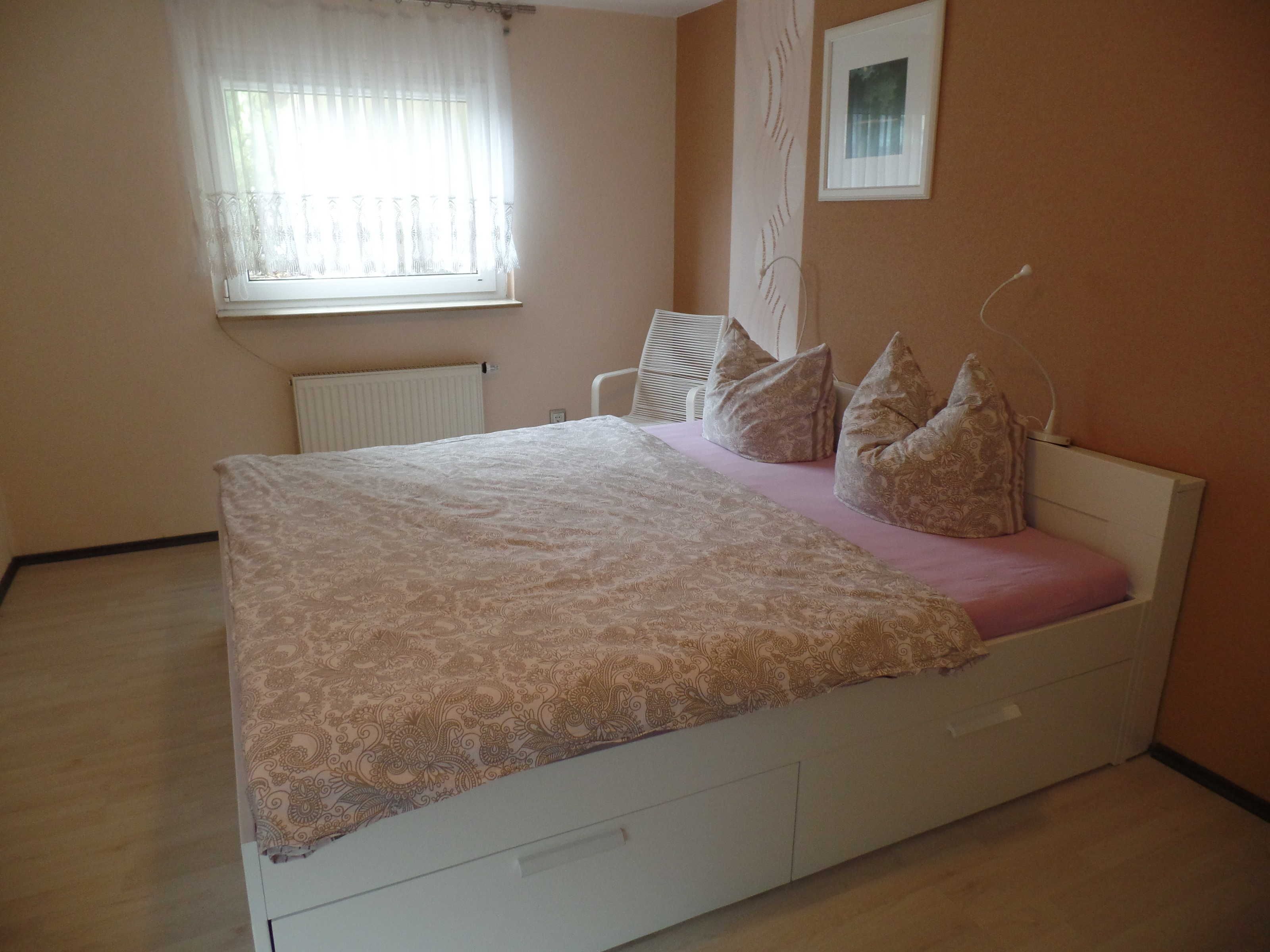 2 Schlafzimmer, Reisekinderbett, WLAN, Bettwäsche