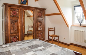 2 chambres, lit parapluie