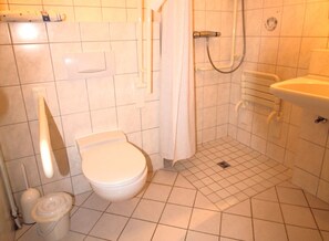 Bruser, hårtørrer, håndklæder