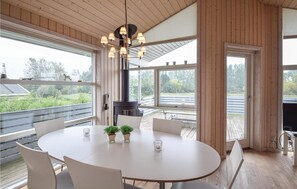 Dining - Stunning home in Tranekær with WiFi (Tranekær)