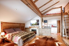1 habitación, tabla de planchar con plancha, wifi y ropa de cama 