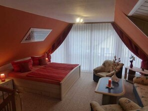 2 bedrooms, bed sheets