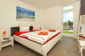 2 chambres, fer et planche à repasser, lit parapluie, Wi-Fi