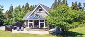 Nice home in Blåvand with kitchen