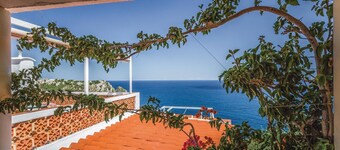 Beach front home in Jávea