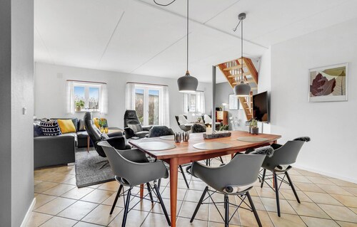 Beautiful home in Blåvand with sauna