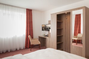 1 habitación, escritorio, wifi y ropa de cama 