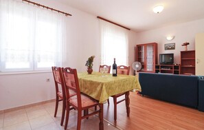 Dining - Cozy apartment in Pag with WiFi (Pag)