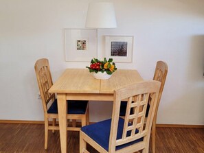 Imagen sin descripción, 5 de 9, botón