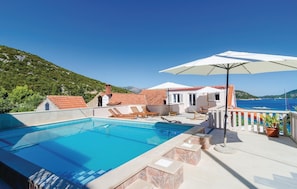 Pool - Amazing home in Sipan (Sipan)