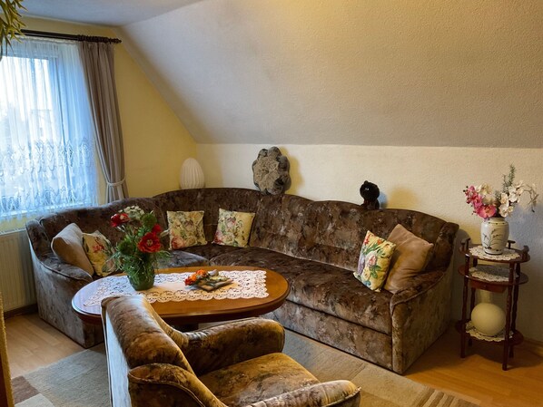 صورة غير مصنفة، 1 من 15، زرّ