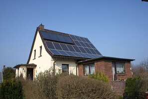 صورة غير مصنفة، 2 من 15، زرّ