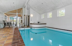 Piscine couverte