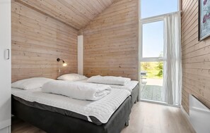 4 slaapkamers, reisbedje, gratis wifi
