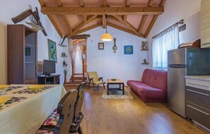 TV - Cozy home in Kamena Vas (Kamena Vas)