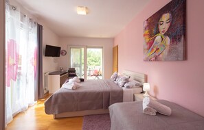 5 habitaciones, caja de seguridad en la habitación y wifi gratis 