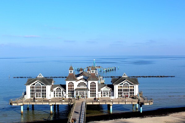 Imagem sem classificação, 1 de 18, botão