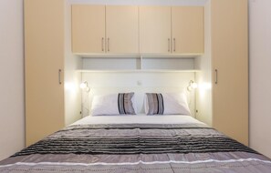 1 chambre, Wi-Fi gratuit, draps fournis