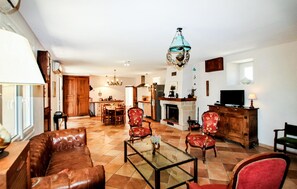 Téléviseur, foyer