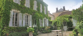 Koselig hjem i Chablis med WiFi