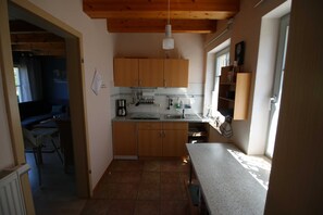 Fridge, microwave, coffee/tea maker, electric kettle - Vacation home Boddenblick (Barth)