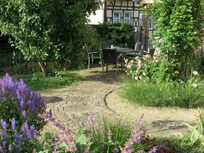 Outdoor dining - Apartment 2 - Holiday apartments Haus Presse (Walkenried)