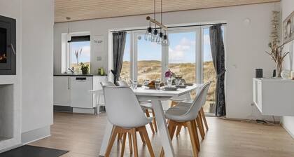 Lovely home in Harboøre with sauna