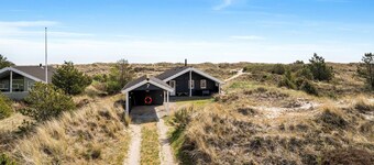 Awesome home in ålbæk with WiFi
