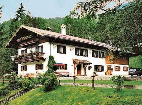 Esterni