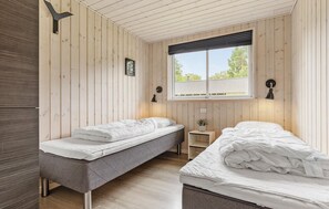 9 chambres, lit de bébé portatif, accès au Wi-Fi (inclus)
