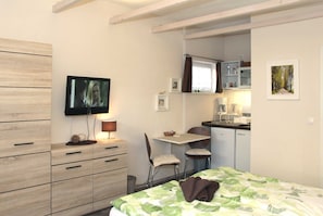 1 dormitorio, caja fuerte, wifi y ropa de cama