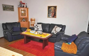 TV, DVD player