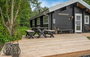 Outdoor dining - Awesome home in Strandby with WiFi (Strandby)