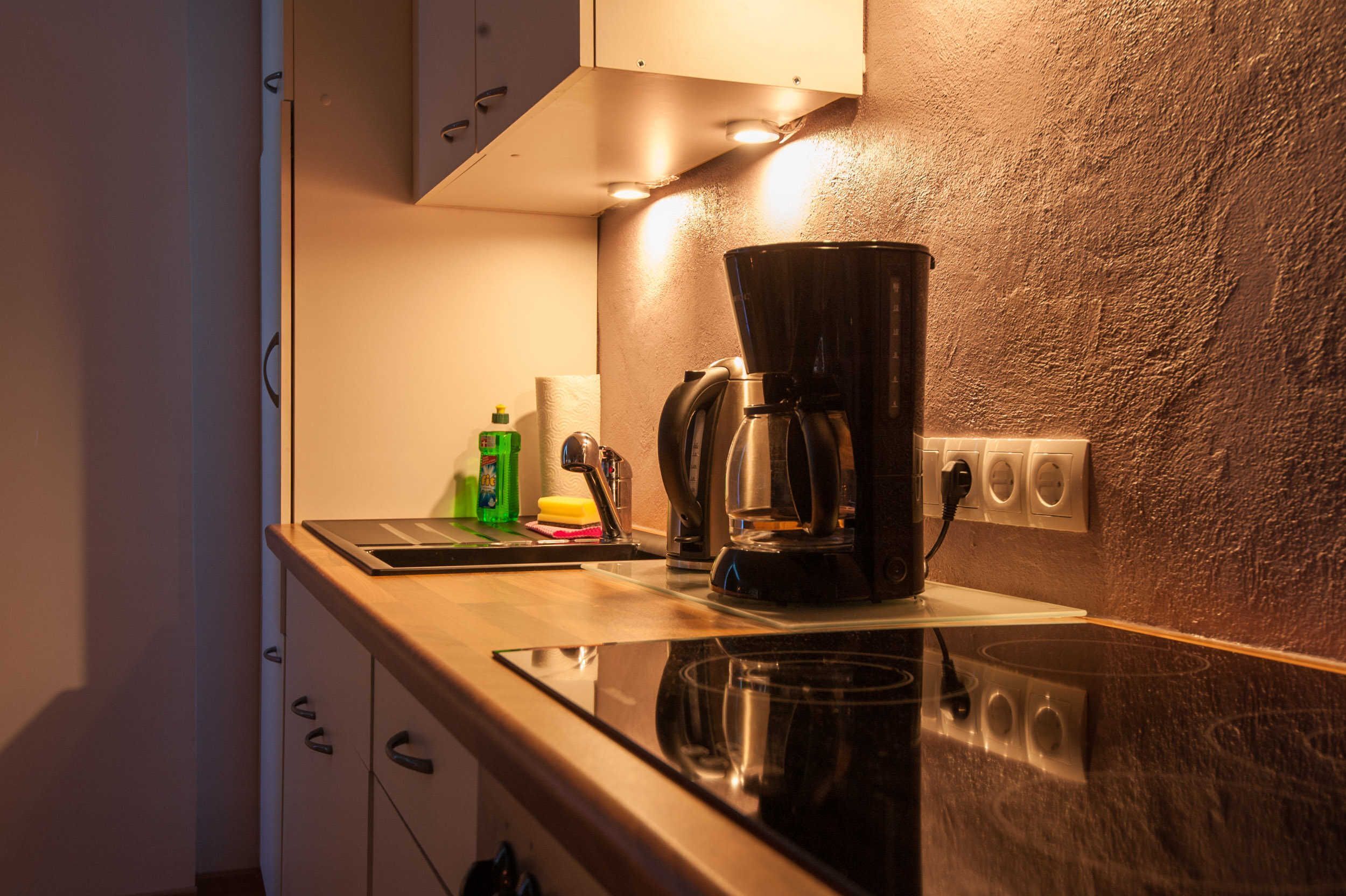 Kühlschrank, Ofen, Hochstuhl