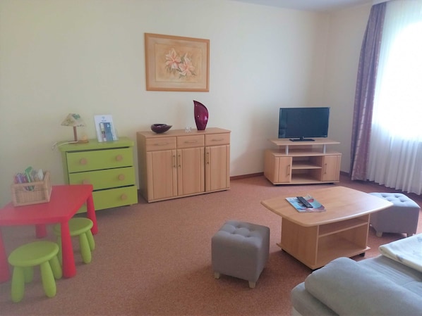 صورة غير مصنفة، 1 من 16، زرّ