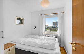 3 makuuhuonetta, vauvan matkasänky, ilmainen Wi-Fi