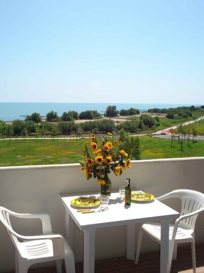 Holiday apartment 50 m to the beach
