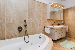 Bidet