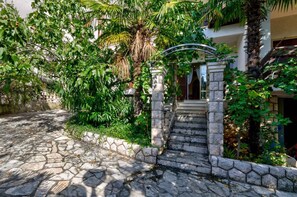 Property grounds - Studio with air conditioning (Crikvenica)
