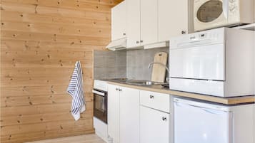 Fridge, stovetop, coffee/tea maker