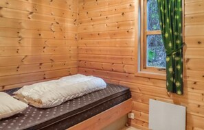 2 bedrooms, free WiFi - 3 bedroom pet friendly home in Vallavik (Vallavik)