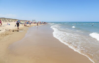 Gorgeous apartment in Torrevieja with WiFi