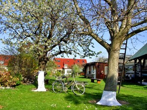 Unclassified image, 4 of 16, button